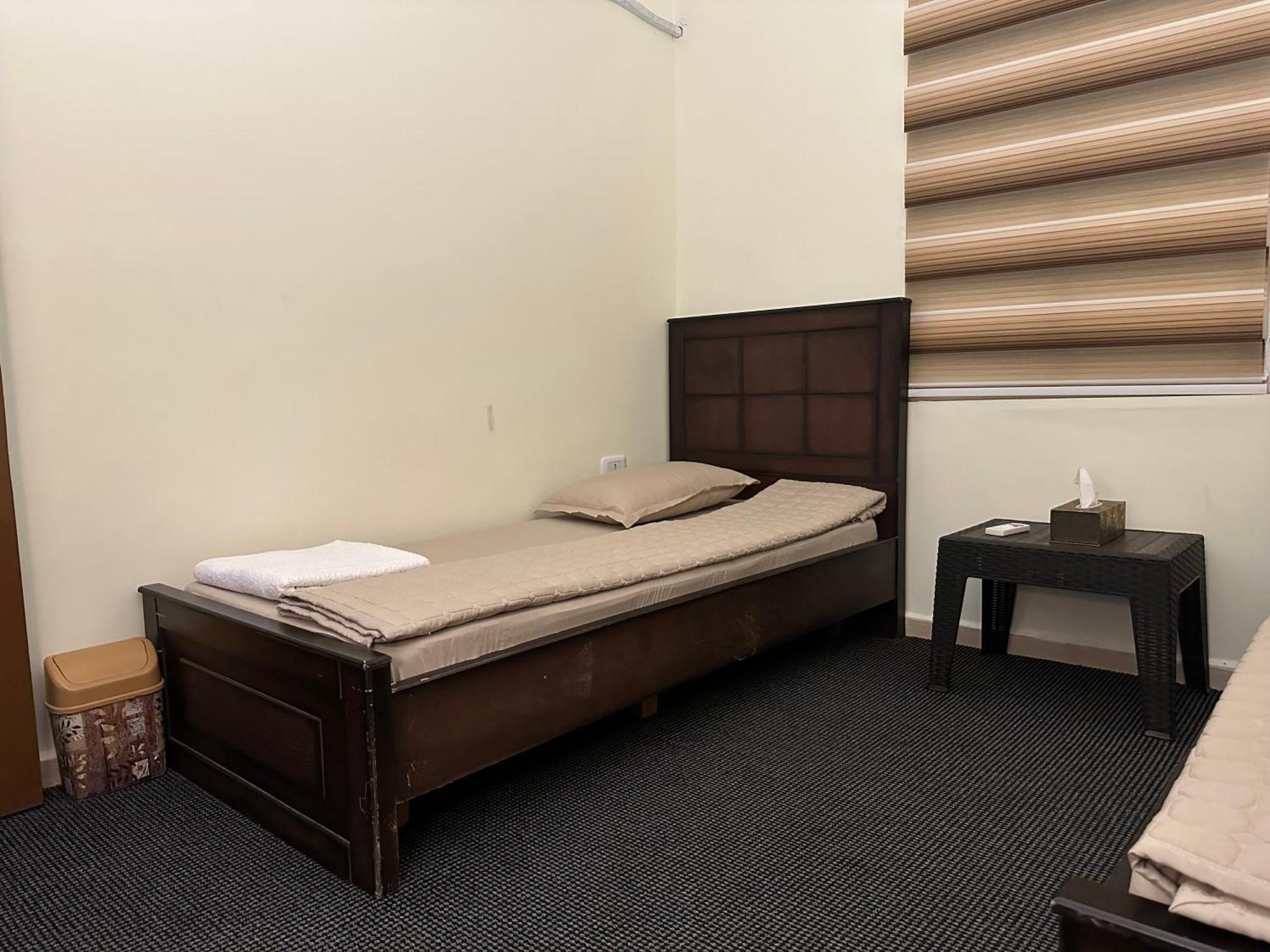 Hustle'S Look Bed & Breakfast Wadi Musa Exterior photo